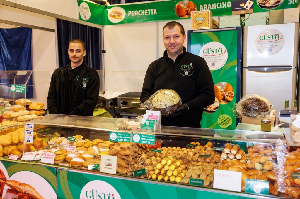 Stand gastronomico con prodotti da forno a EspoVerbano, Locarno